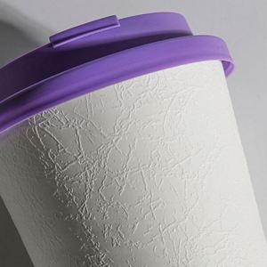 Gobelets en papier ondulé à double paroi de 8oz, 12oz, 16oz, personnalisables avec logo, noirs, pour café chaud, avec couvercle et manchons - Product Image 3