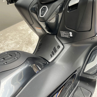 Cubierta Protectora del Panel Central del Túnel del Acelerador Carenado para Motocicleta Yamaha T-MAX560 TMAX 560 TMAX560 2022 2023 2024 2025