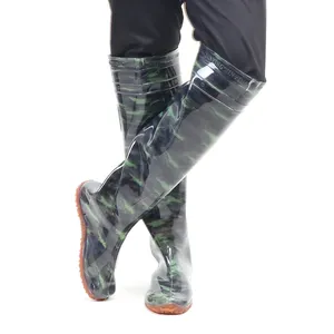 批发便宜的绿色迷彩PVC雨靴农用靴子防滑耐磨涉水靴批发