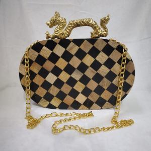 Embrague de resina hecho a mano para mujer, bolsa de mano de madera de artesanía india, bolso de mano de resina, monedero Multicolor para fiesta - Product Image 1