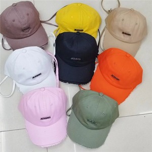 Gorra de béisbol de algodón de 6 paneles color naranja desgastado para adultos, con patrón de letras, tela común, insignia metálica y cordón, al por mayor. - Product Image 2