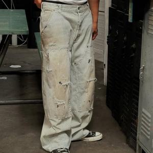 Jeans Homme Personnalisés à Rayures Fines Style Urbain, Coupe Large, Double Genou, Denim Oversize, Rayures Bleues et Blanches, Jean Baggy pour Homme - Product Image 2