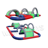 Piste de karting gonflable amusante de qualité commerciale grande aire de jeux de divertissement en plein air pour adultes et enfants