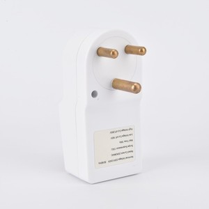 Protector de voltaje KECN para Sudáfrica 120V 16A con protección contra sobrevoltaje y bajo voltaje para TV y refrigerador - Product Image 1