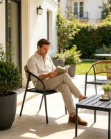 Chaise de salle à manger en rotin pour patio avec structure en métal noir