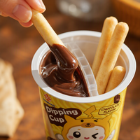 Biscuits longs en pot de 25g avec chocolat à tremper, double compartiment, tasse haute avec sauce cacao profonde, vente en gros, OEM, directement de l'usine