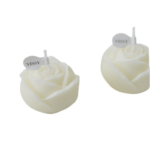 Velas aromáticas de rosas, cera de soja mezclada, hechas a mano, regalo romántico para el Día de la Madre - Product Image 4