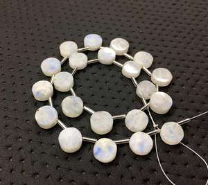 Ensemble de 21 pièces perles de pierre de lune arc-en-ciel naturel de haute qualité forme de pièce de monnaie lisse véritable pierre précieuse de feu bleue Briolette perles blanches - Product Image 2