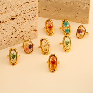 <strong>Vintage</strong> Stainless Steel Dried Flower Retro Multi-Color Open Adjustable <strong>Ring</strong> For Women