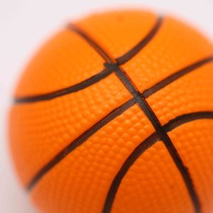 Ballons de basket anti-stress en mousse PU de haute qualité 63 mm pour le stress et les jeux de compression - Product Image 3