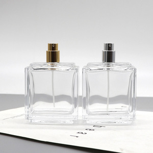 Wholesale Square Cosmetic Empty Bottles 100ml Glass Perfume Refill <b>Spray</b> Bottles Bayonet-type Crystal White PP Collar Material - Product Image 2
