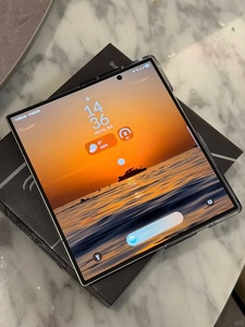 สมาร์ทโฟนพับได้ Z Fold7 รุ่น 12GB 512GB กล้องหลัง 3 ตัว 200MP ชาร์จไร้สาย 25W สำหรับตัวแทนจำหน่าย - Product Image 2
