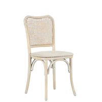 Chaise empilable en bois massif Sinofur Avigon Nuage avec dossier en rotin pour salon et appartement