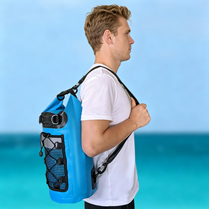 Sac de randonnée imperméable robuste avec pochette à eau en PVC pour le rafting, le canyoning, la randonnée, la plage et le camping - Product Image 4