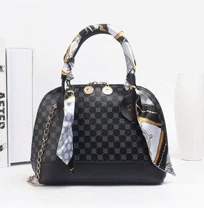 Bolso de Hombro Coreano Nuevo de Primavera y Verano para Mujer, Tipo Concha, Portátil, con Pañuelo de Seda a Juego, para Comercio Exterior - Product Image 6