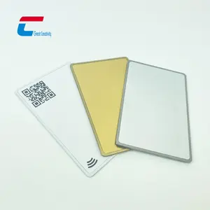 Cartes NFC NTAG 216 en métal vierge de qualité supérieure personnalisées Carte NFC en métal de 540 octets avec code QR