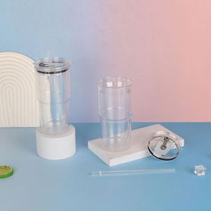 Gobelet isotherme en plastique à double paroi de 20 oz avec couvercle et paille, faible MOQ, pour les startups, les cafés et les petites entreprises - Product Image 1