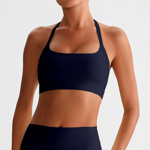 Reggiseno sportivo AWX8001 alla moda, compressivo, leggero, comodo, modellante, con bretelle e scollo all'americana. - Product Image 3