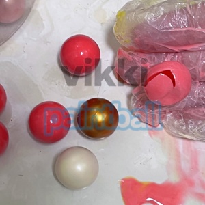Hot bán nhà máy thân thiện với môi trường chất lượng tốt nhất <span class=keywords><strong>0.68</strong></span> <span class=keywords><strong>inch</strong></span> gelatin paintballs đạn cho paintball paintball quần - Product Image 6
