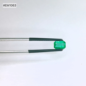 พลอยมรกตแซมเบียทรงแปดเหลี่ยม 1.22 กะรัต ใหม่ล่าสุด คุณภาพเยี่ยม ความใสดี เหมาะสำหรับทำแหวนและจี้ - Product Image 1