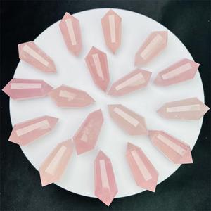 छोटे आकार 12 पक्षीय प्राकृतिक गुलाबी गुलाब क्वार्ट्ज वोगल शैली क्वार्ट्ज क्रिस्टल कट डबल समाप्त बिंदु ध्यान चिकित्सा - Product Image 5