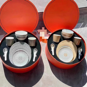 Juego de Vajilla de Porcelana Fina de Lujo Marca CEC, Ecológico, de 10 Piezas, Incluye Tazón y Plato, Clásico para Hogar, Hotel y Restaurante, Venta al Por Mayor - Product Image 2