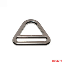 Boucle triangulaire en alliage de zinc réglable avec trou rond pour accrocher les sous-vêtements