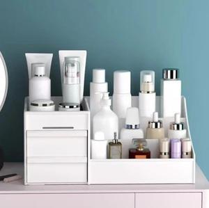 Cosmetic Storage Box Plastic Organizer Large Capacity Cosmetic Storage Box