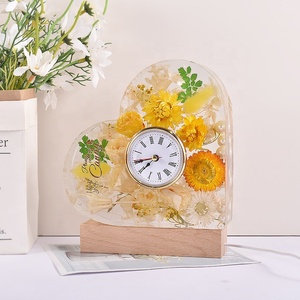 Moules <span class=keywords><strong>en</strong></span> résine pour horloge <span class=keywords><strong>de</strong></span> table <span class=keywords><strong>en</strong></span> <span class=keywords><strong>forme</strong></span> <span class=keywords><strong>de</strong></span> cœur DM625, résine époxy, Silikonform pour la préservation des fleurs, artisanat, bricolage, décoration intérieure - Product Image 4