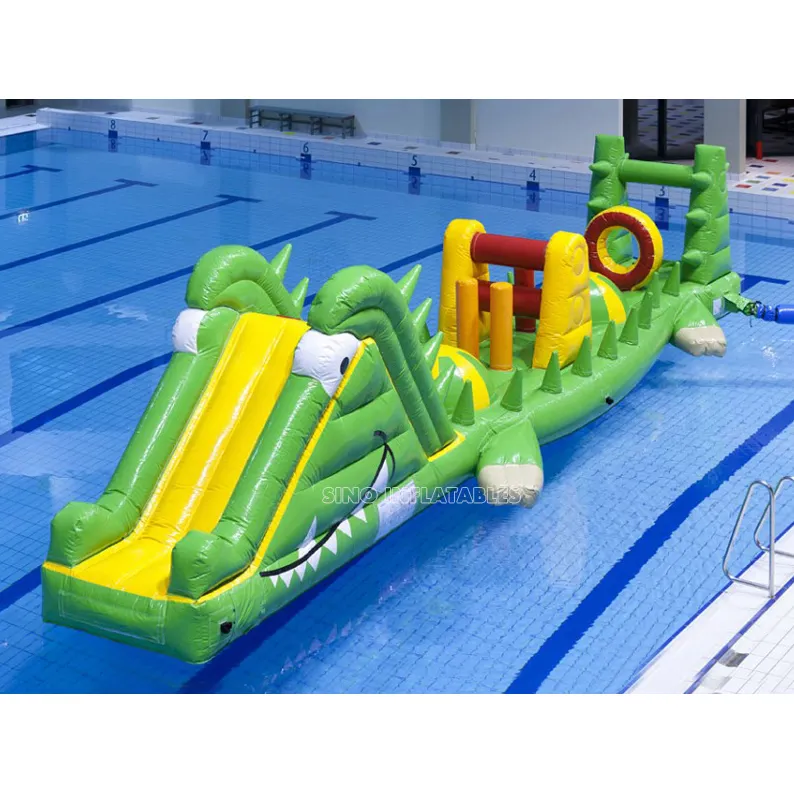 इन्फ्लैटेबल वॉटर पार्क उपकरण के लिए स्विमिंग पूल में 12 मीटर लंबे बच्चों और वयस्कों के लिए इन्फ्लैटेबल वॉटर बाधा कोर्स