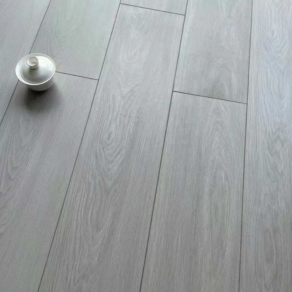 Ac5 8mm 12mm Piso Flutuante Piso De Madeira À Prova De Água Piso Laminado