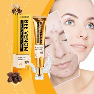 Crème et lotion hydratante visage à l'huile minérale de glycérine 30g, formule personnalisée non comédogène, marque privée - Product Image 4