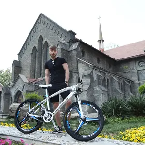 Vendita di biciclette di alta qualità in tutto il mondo a basso prezzo leggero mountain bike