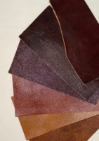 Cuir véritable naturel imprimé bicolore texturé litchi brillant de 1,2 mm pour la décoration de meubles, la tapisserie, les canapés et les coussins