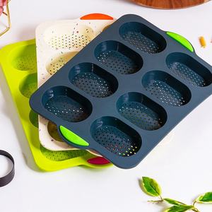 Molde de Silicona para Hornear Pan, Grado Alimenticio, Resistente al Calor, 8 Cavidades, Molde para Pan Francés y Baguettes - Product Image 4