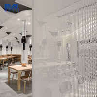 Nouveau design, protection de la vie privée, panneau mural en métal perforé, isolation thermique, imperméable, durable, revêtement en aluminium, mur rideau