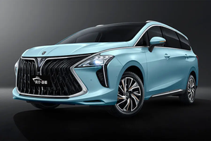 Dongfeng Forthing M4 de Alto Rendimiento U-<span class=keywords><strong>TOUR</strong></span> 1.5T DCT MPV de 7 Plazas, Vehículo a Gasolina con Neumáticos R18, Tracción Delantera, Hecho en <span class=keywords><strong>China</strong></span> - Product Image 2