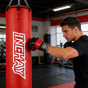 <span class=keywords><strong>Sac</strong></span> <span class=keywords><strong>de</strong></span> <span class=keywords><strong>frappe</strong></span> professionnel en PU, rempli <span class=keywords><strong>de</strong></span> sable, robuste, avec <span class=keywords><strong>suspension</strong></span>, pour l'entraînement MMA - Product Image 1