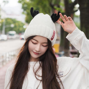 Chapeau <span class=keywords><strong>de</strong></span> Noël en tricot à motif <span class=keywords><strong>de</strong></span> bois <span class=keywords><strong>de</strong></span> cerf, vente en gros, haute qualité, personnalisable, chapeau <span class=keywords><strong>de</strong></span> Noël en tricot épais, chapeau <span class=keywords><strong>de</strong></span> Père Noël - Product Image 4