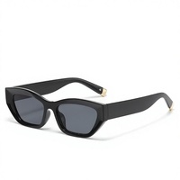 Nouvelles Lunettes de Soleil Tendance Polygone Œil de Chat UV400 Unisexe Monture Complète Polyvalentes Style Urbain Photographique Transfrontalier