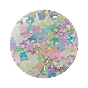 100 Uds cuentas de mariposa de cristal <span class=keywords><strong>5mm</strong></span> pegatina para decoración de uñas cuaderno cuentas de joyería para fanáticos de la artesanía - Product Image 4