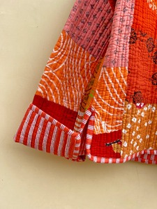 Veste patchwork indienne pour femmes, manteau en coton matelassé, veste matelassée réversible faite à la main, imprimé patchwork, vêtements d'extérieur, cadeaux - Product Image 3