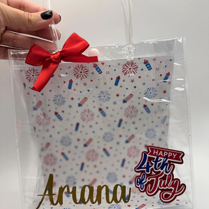 Bolsa de Regalo Mini para el Día de la Independencia, Lazo Rojo, Nombre Personalizado, Recuerdo Patriótico para Fiestas, Bolsa de Regalo Transparente de PVC Personalizada para el 4 de Julio - Product Image 4