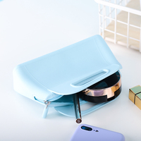 Pochette cosmétique en silicone quatre couleurs, bon marché, pour ranger les pinceaux de maquillage, sac de rangement, pochette organisatrice