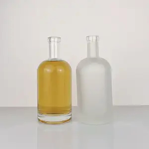 Lieferanten Flach mann Wodka Flasche Versand box 250ml Klarglas Brandy Flasche 500ml Leere Schnaps Weinflasche Marke