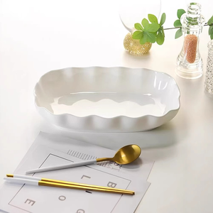 Ensemble de plats en céramique rectangulaires de poisson en dentelle japonaise écologique pour les dîners de salade de riz au four - Product Image 4