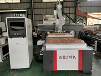 Routeur CNC ATC 1325 pour la fabrication de meubles en panneaux, portes d'armoires, MDF, acrylique, bois, 4*8 pieds, avec magazine à outils 12 lignes