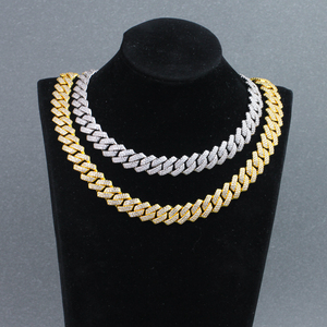 Powell Jewelry Collier à maillons cubains en zircone cubique plaqué or 18 carats Pierres précieuses pavées glacées pour hommes-pour les fêtes et les mariages - Product Image 4