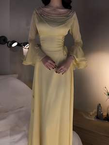 فساتين سهرة ضيقة بقصة Slim من الشيفون باللون الأصفر الخدود لعام 2025، فساتين حفلات نسائية مزينة بالترتر وبأكمام منتفخة - Product Image 6