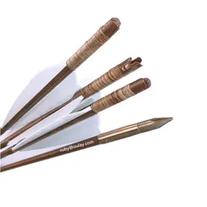 Le frecce di bambù da competizione laminate penetrano 20 ~ 30cm con punti avvitati peso costante e colonna vertebrale - Product Image 1